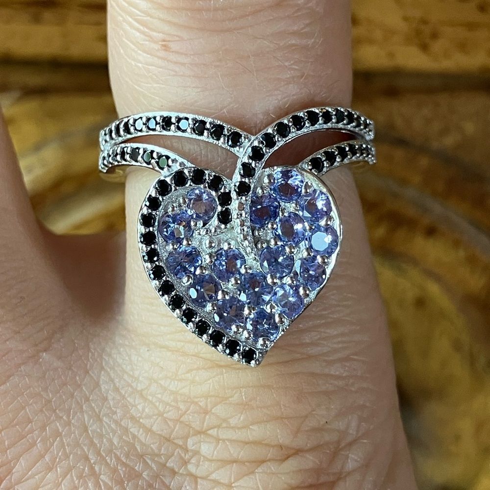 Genuine Tanzanite Black Spinel Sterling Silver Heart Ring Size 8